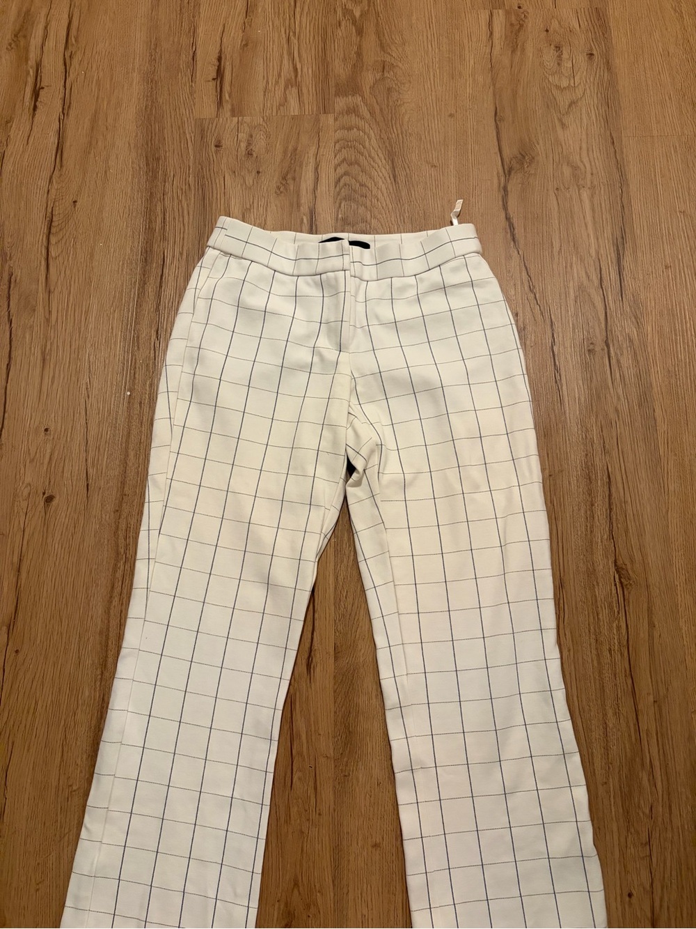 Amanda & Chelsea White Windowpane Trousers